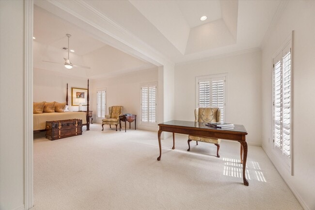 Building Photo - 2214 Potomac Dr