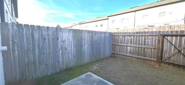 Building Photo - 81 Auburn Wds Dr