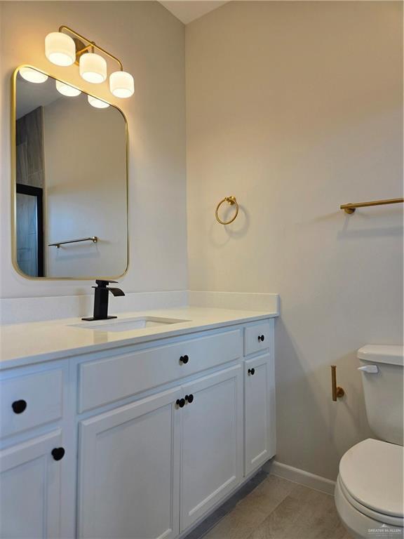 Building Photo - 13 E Royal Palm Dr