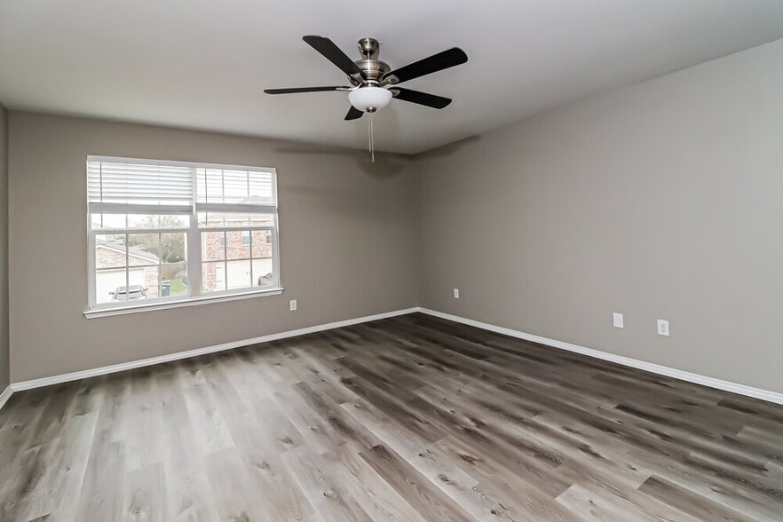 Building Photo - 10456 Winding Passage Way