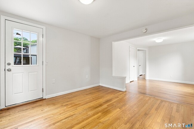 Building Photo - 1448 New Haven Ave
