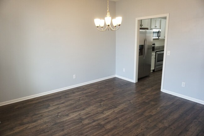 Building Photo - 9343 Cassadine Ct