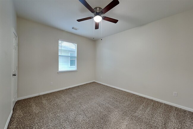 Building Photo - 17906 Magenta Springs Dr