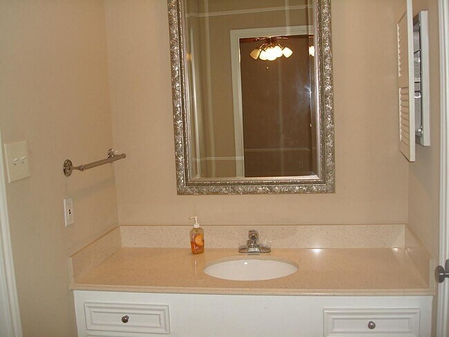 Building Photo - 12414 Wedgehill Ln