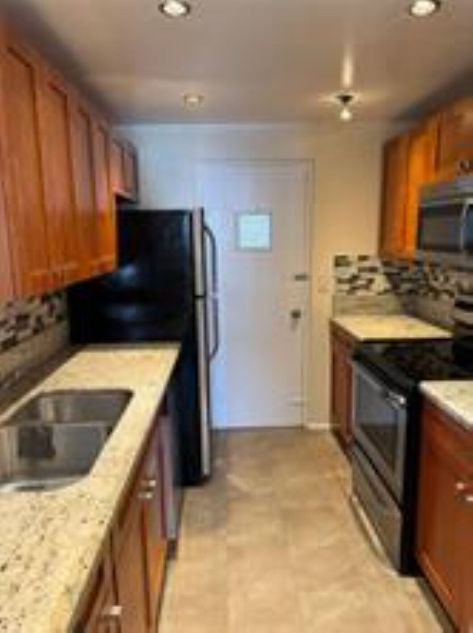 Building Photo - 1407 NE 56th St