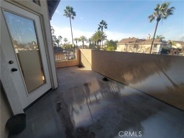 Building Photo - 17800 Olive Ct