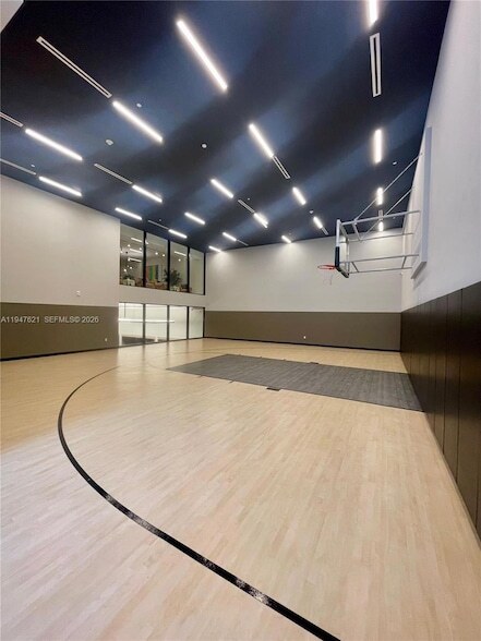 Building Photo - 225 N Miami Ave