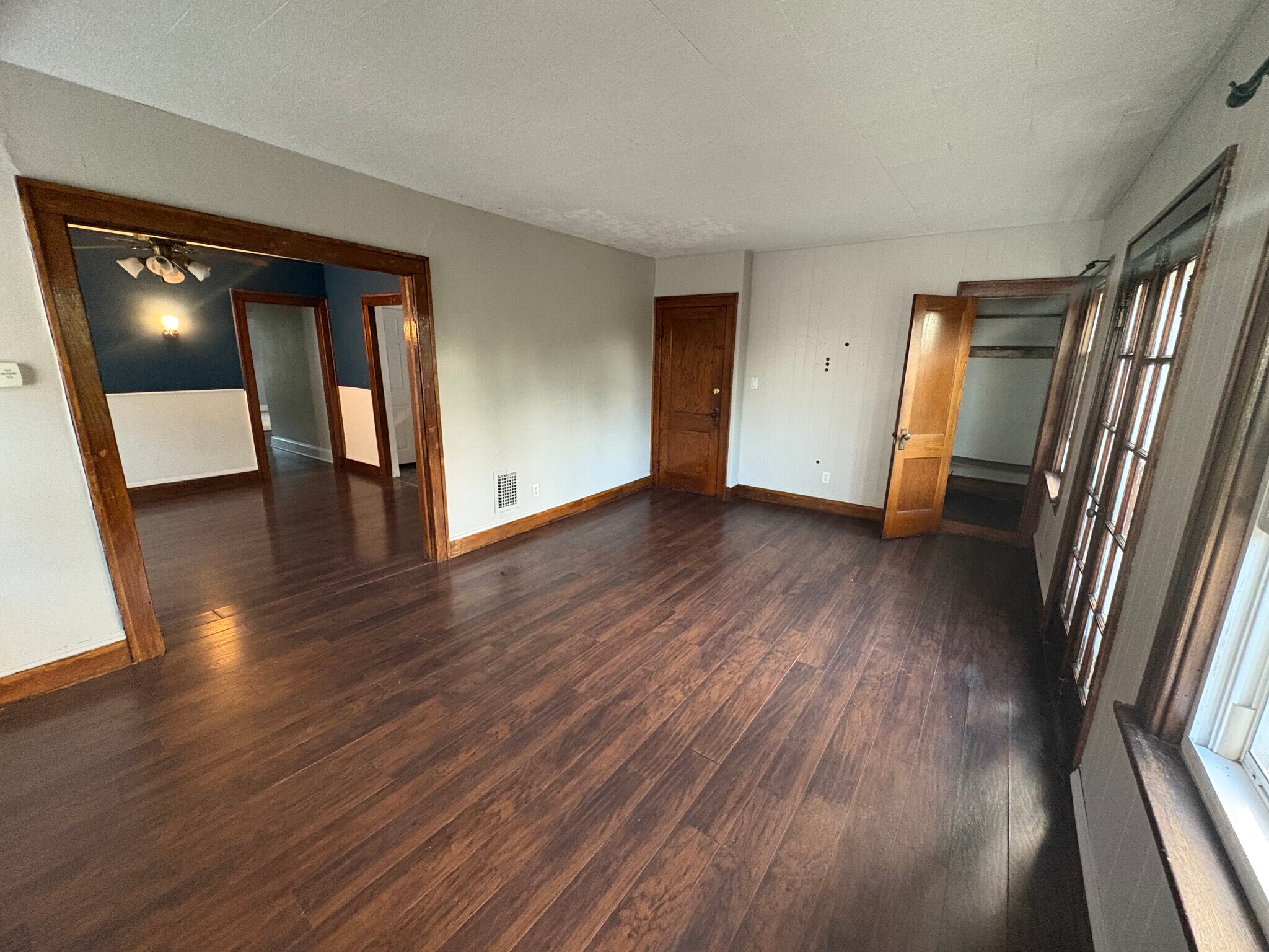 Building Photo - 135 Hartwell Rd