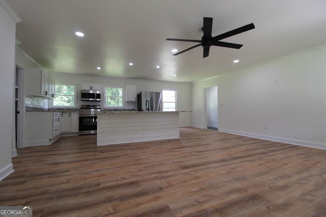 Building Photo - 8142 Alabama Hwy