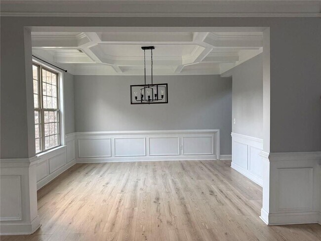 Building Photo - 307 Ashgrove Ct