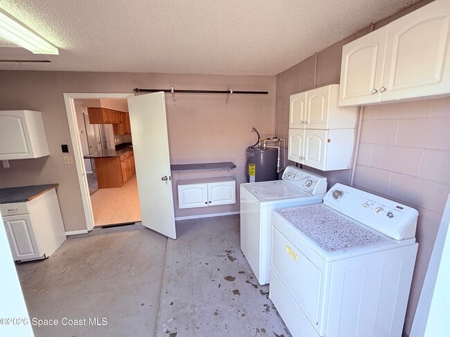 Building Photo - 135 S Suzanne Ct