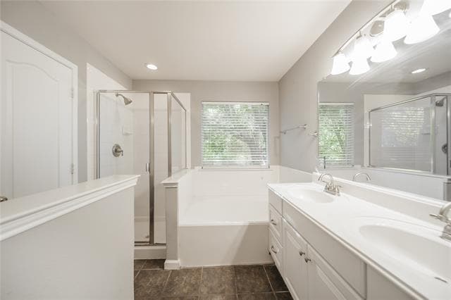 Building Photo - 8409 Luzerne Dr