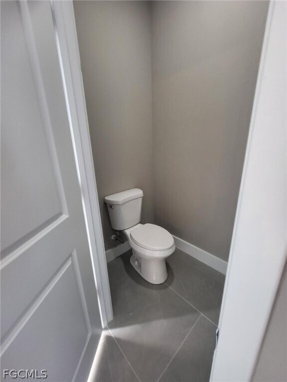 Building Photo - 654 NE 5th Pl