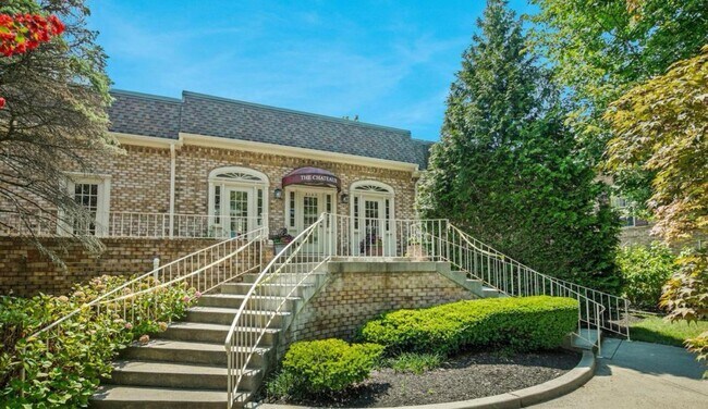 Primary Photo - 3109 Patrick Henry Dr