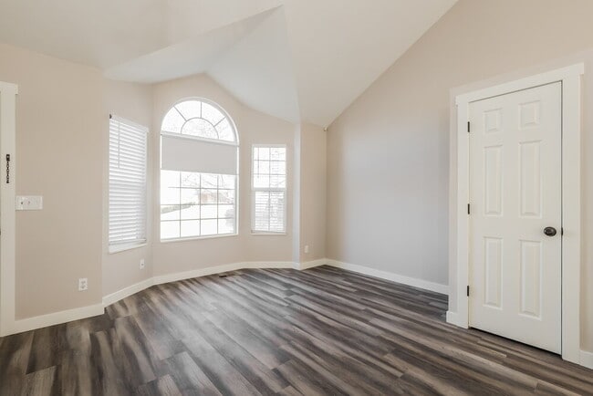 Building Photo - 6089 Van Gogh Cir