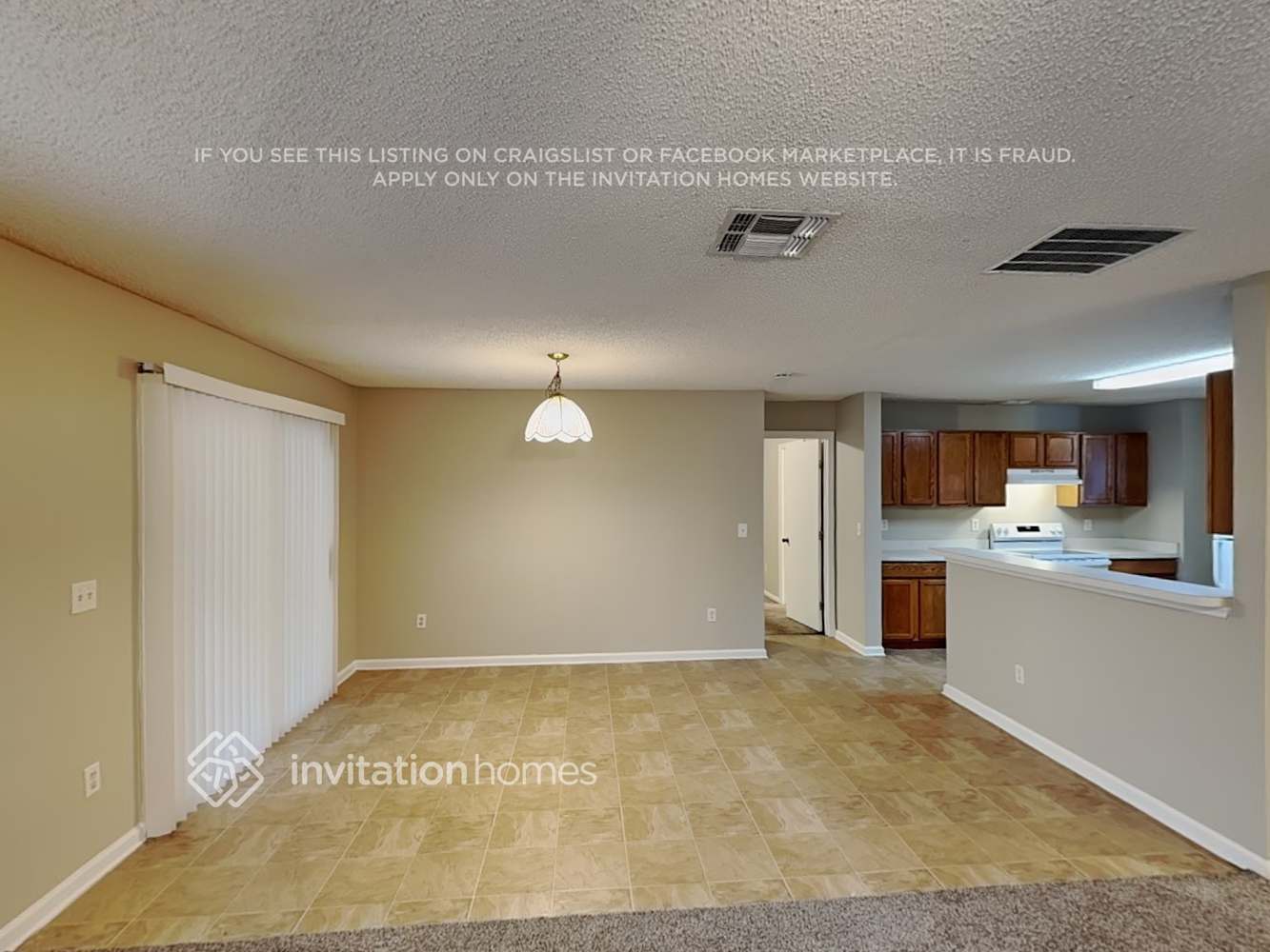 Building Photo - 13581 Ashford Wood Ct E