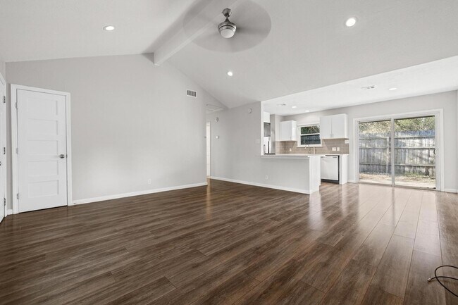 Building Photo - 3201 Mossrock Dr