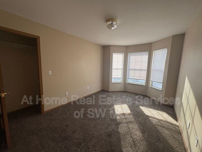 Building Photo - 1503 Frosty Dr