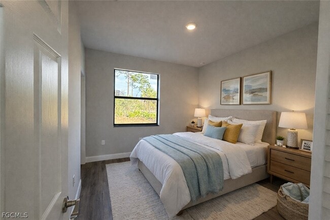 Building Photo - 133 Nacelle Ave S