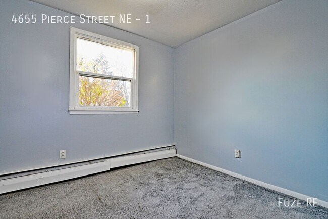 Building Photo - 4655 Pierce St NE