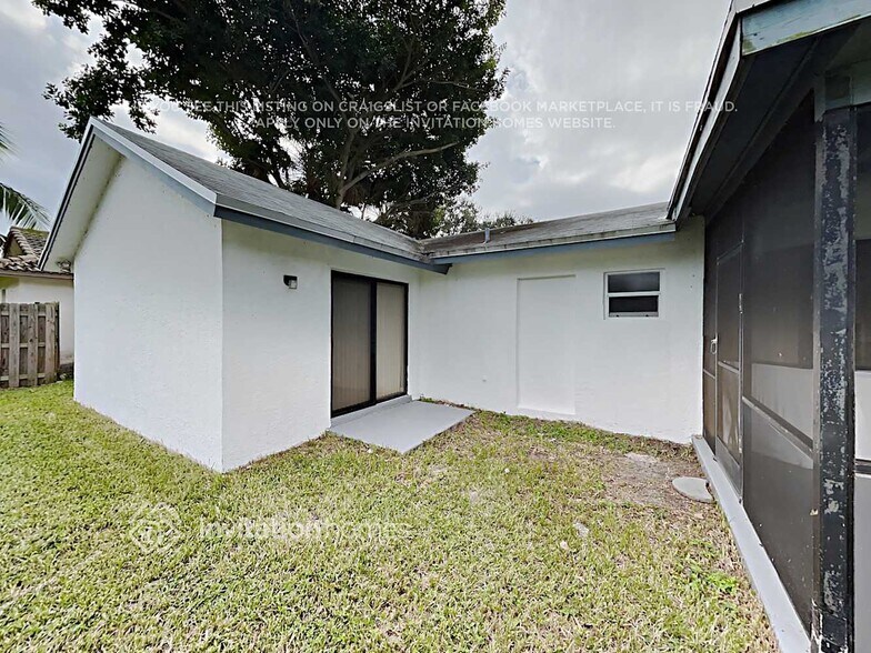 Building Photo - 7721 NW 23rd St