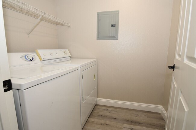 Building Photo - UPGRADED LOVELY 2 BED 2 BATH CONDO AT VISTANA