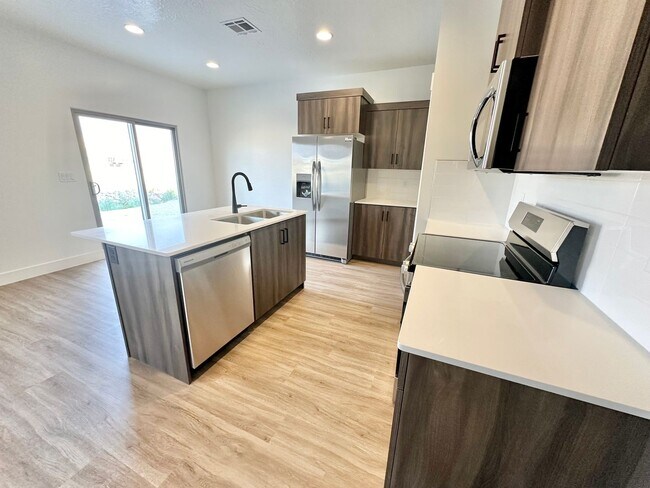 Building Photo - REDUCED PRICE!! Beautiful FOUR Bedroom Home!