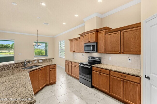 Building Photo - 3720 Alamanda Key Dr