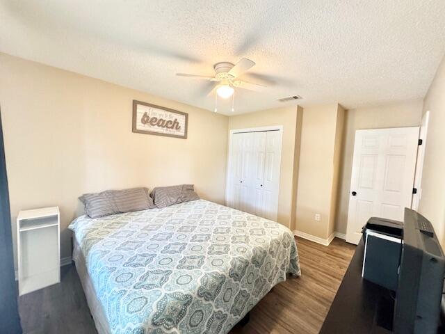 Building Photo - 422 Shoal Lake Dr