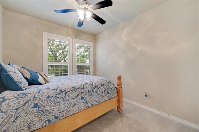 Building Photo - 2605 Tumbling River Dr