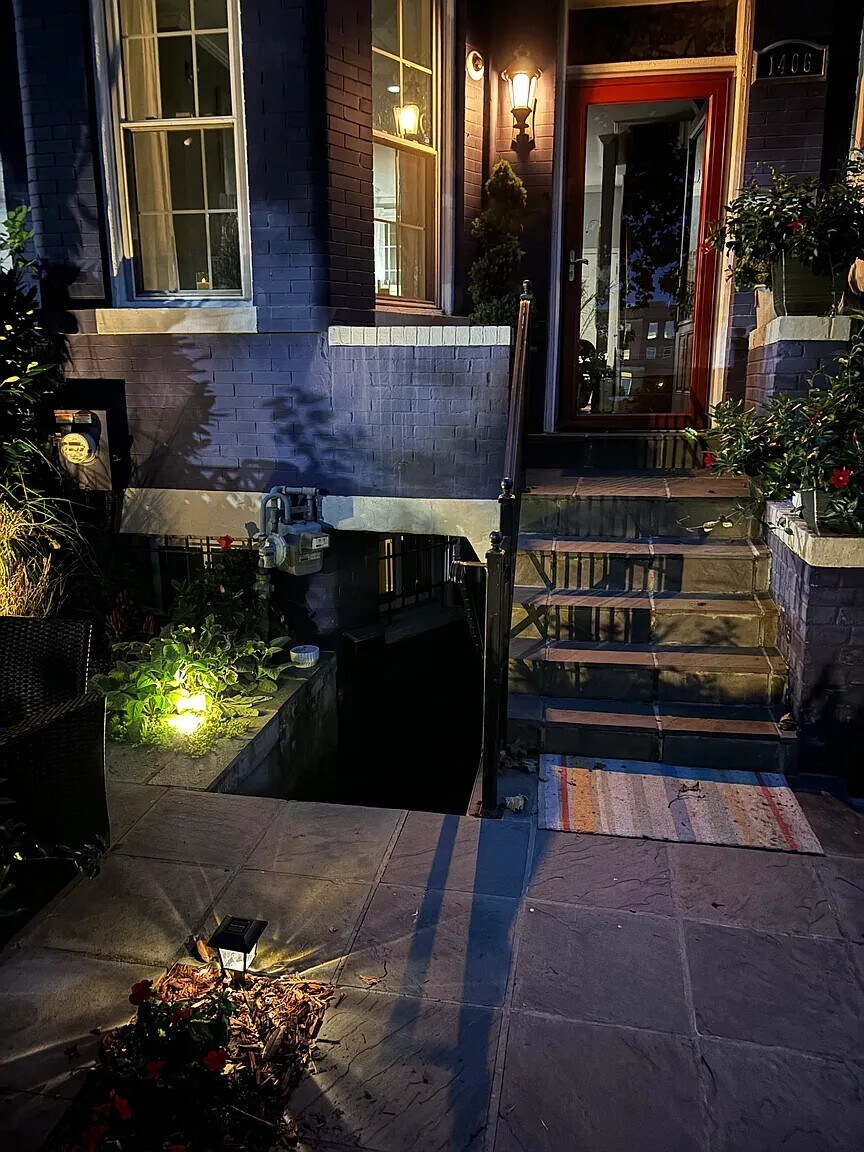 Building Photo - 1406 3rd St NW