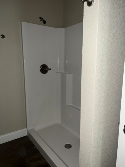 Building Photo - 3216 Belmont Dr