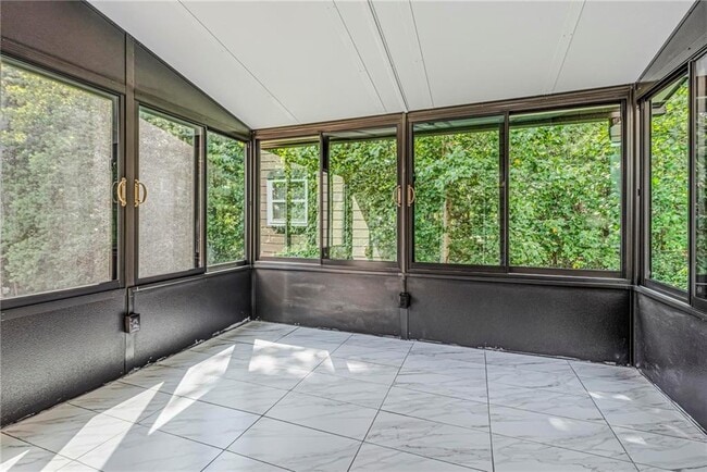 Building Photo - 1807 Preserve Creek Way
