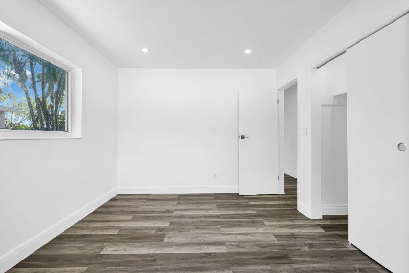 Building Photo - 2212 Roosevelt St