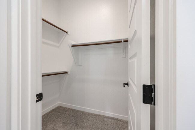 Building Photo - 31674 N 123rd Ave