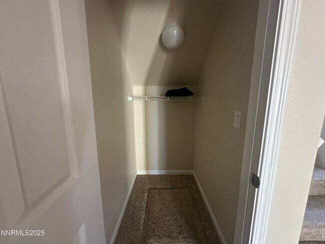 Building Photo - 387 Orrcrest Dr