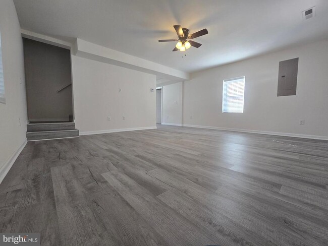 Building Photo - 34 South Main Street