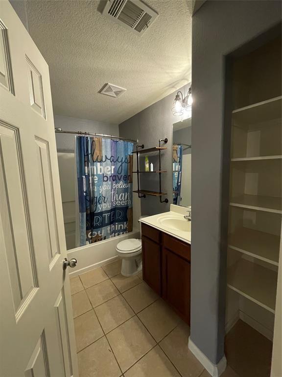 Building Photo - 28969 San Bernard River Loop