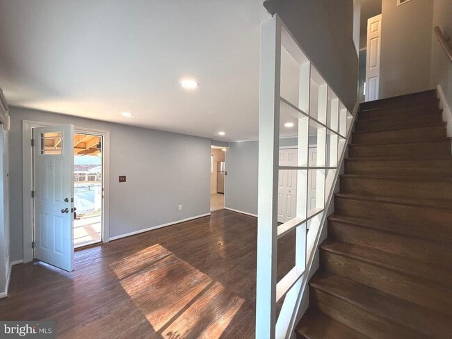 Building Photo - 10640 Ashby Pl