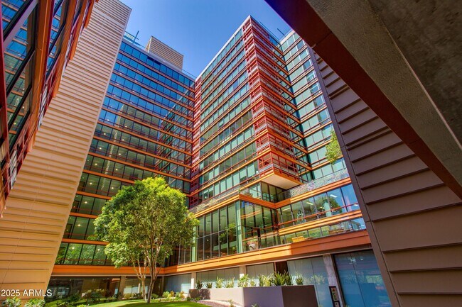 Building Photo - 4808 N 24th St