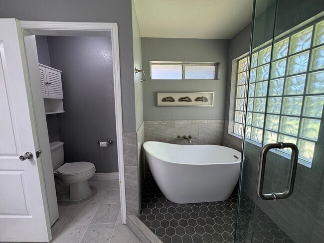Building Photo - 3-Bedroom House for Rent in Harker  Heights