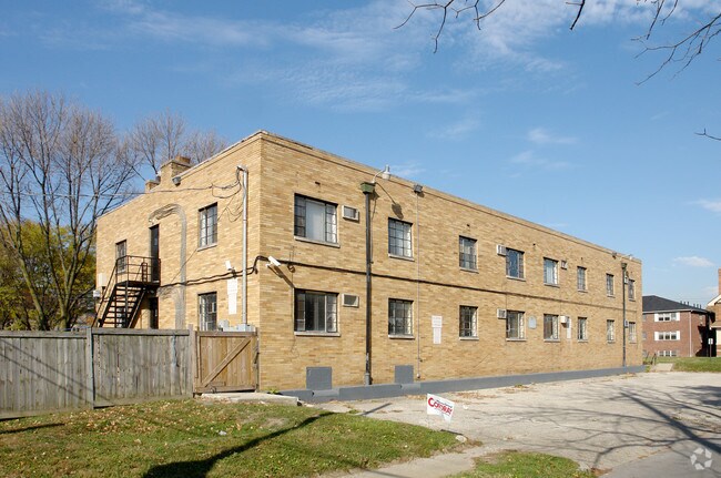 Building Photo - 939 Bryden Rd