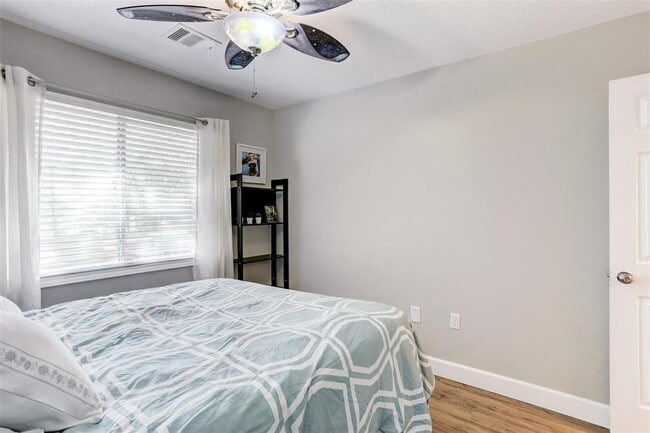 Building Photo - 4802 Walden Cir