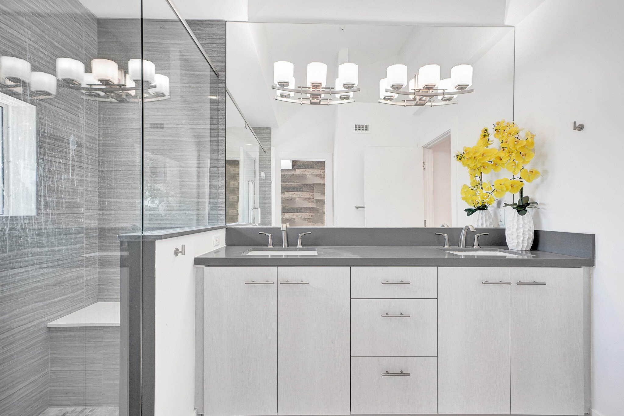 Master bathroom - 3rd floor - 820 NE 7th St