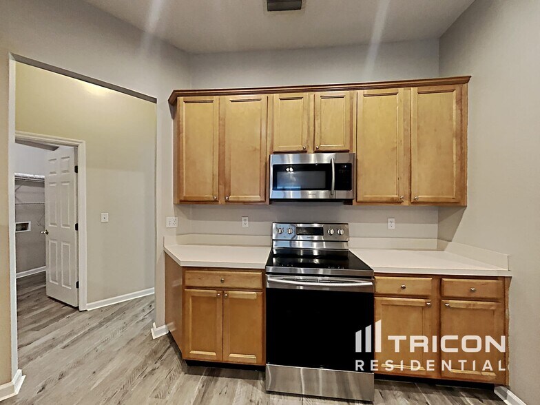 Building Photo - 86503 Sand Hickory Trail