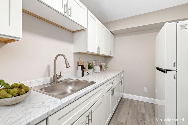 Building Photo - Bright 3-Bedroom, 1-Bath Apartment in Sumter, SC – Pinedale Apartments