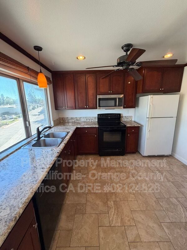 Building Photo - 23351 Caminito Juanico