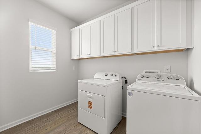 Building Photo - 712 Hedwig Dr