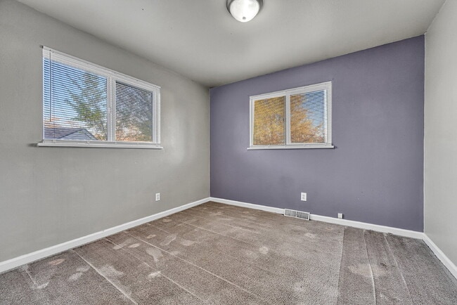 Building Photo - $2,495.00, 3-bedroom, 2 bathroom home in C...