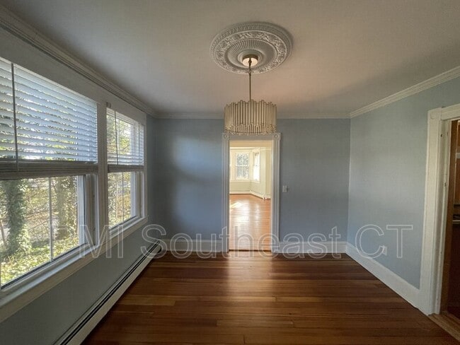 Building Photo - 26 Academy Ln